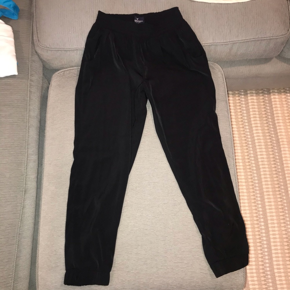 AEO Cropped Soft Pant - Jogger style black